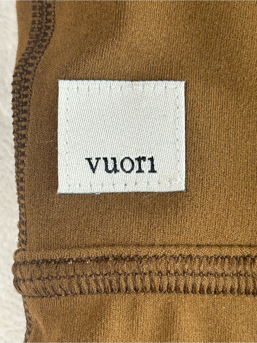 Vuori All The Feels Triangle Bra Rum Women’s Size M - Picture 12 of 16